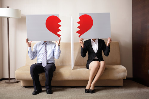 broken heart couple divorce